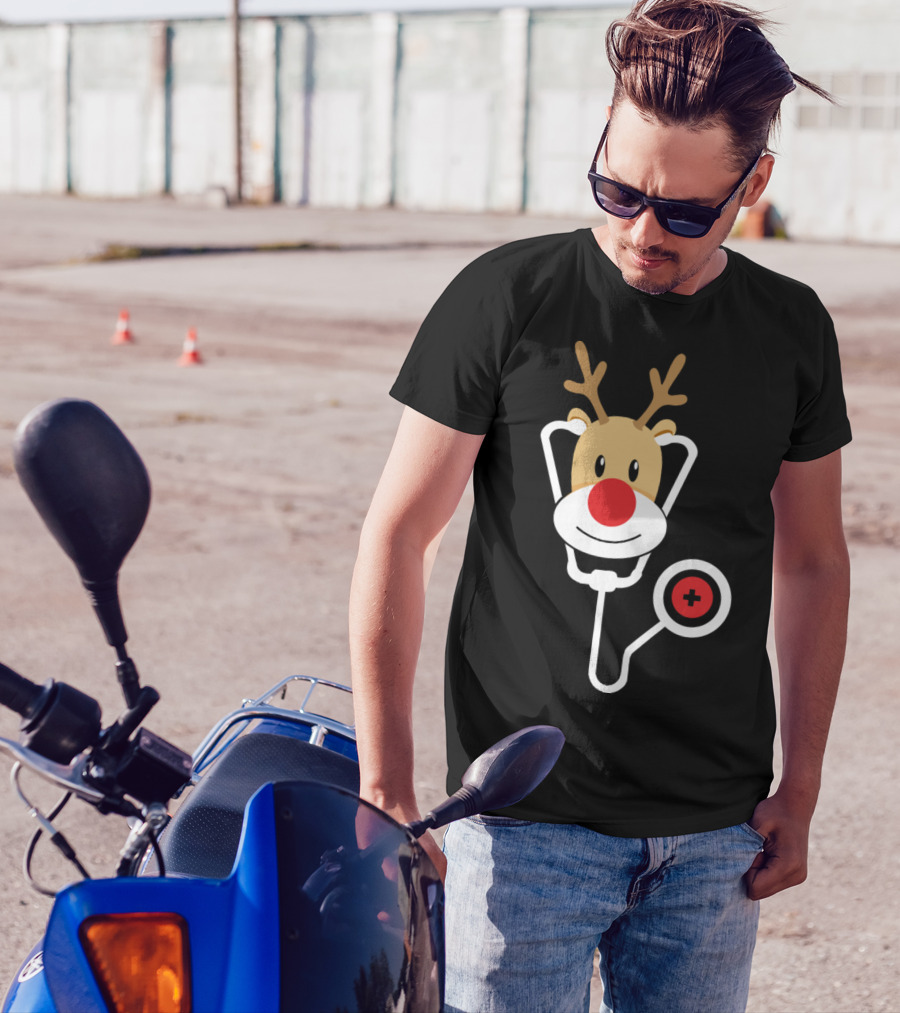Merry Christmas Nurse Reindeer Stethoscope T-Shirt