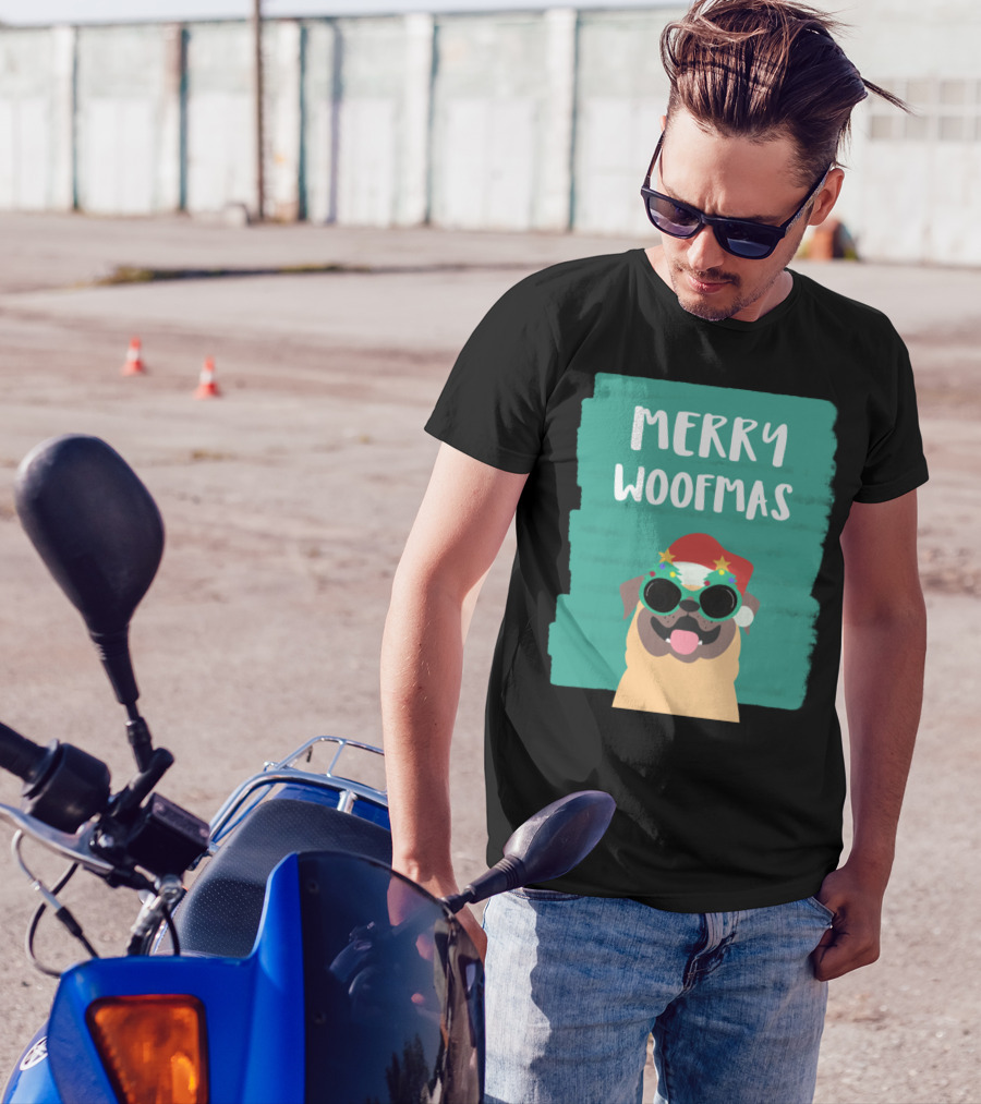 Merry Woofmas Santa Pug With Festive Glasses On Green Background T-Shirt