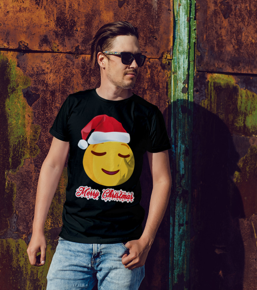 Merry Christmas Emoji With Santa Hat And Smiling Face T-Shirt