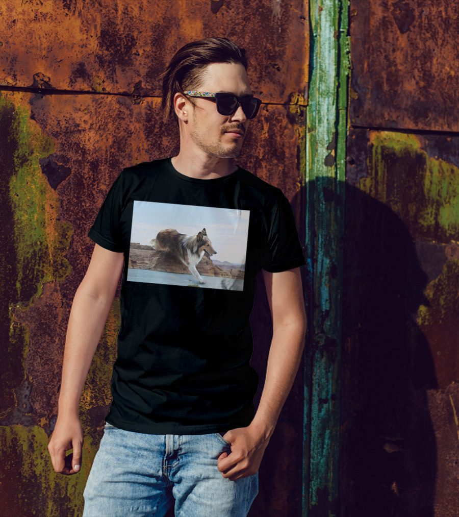 Aquilo Que Eu Sei Running Collie Over Desert Canyon Landscape T-Shirt
