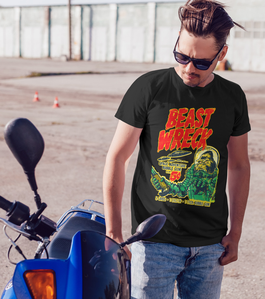 BEAST WRECK SPACE ADVENTURE BUBBLE GUM 5¢ 5 CARDS 1 STICKER 1 STICK BUBBLE GUM T-Shirt