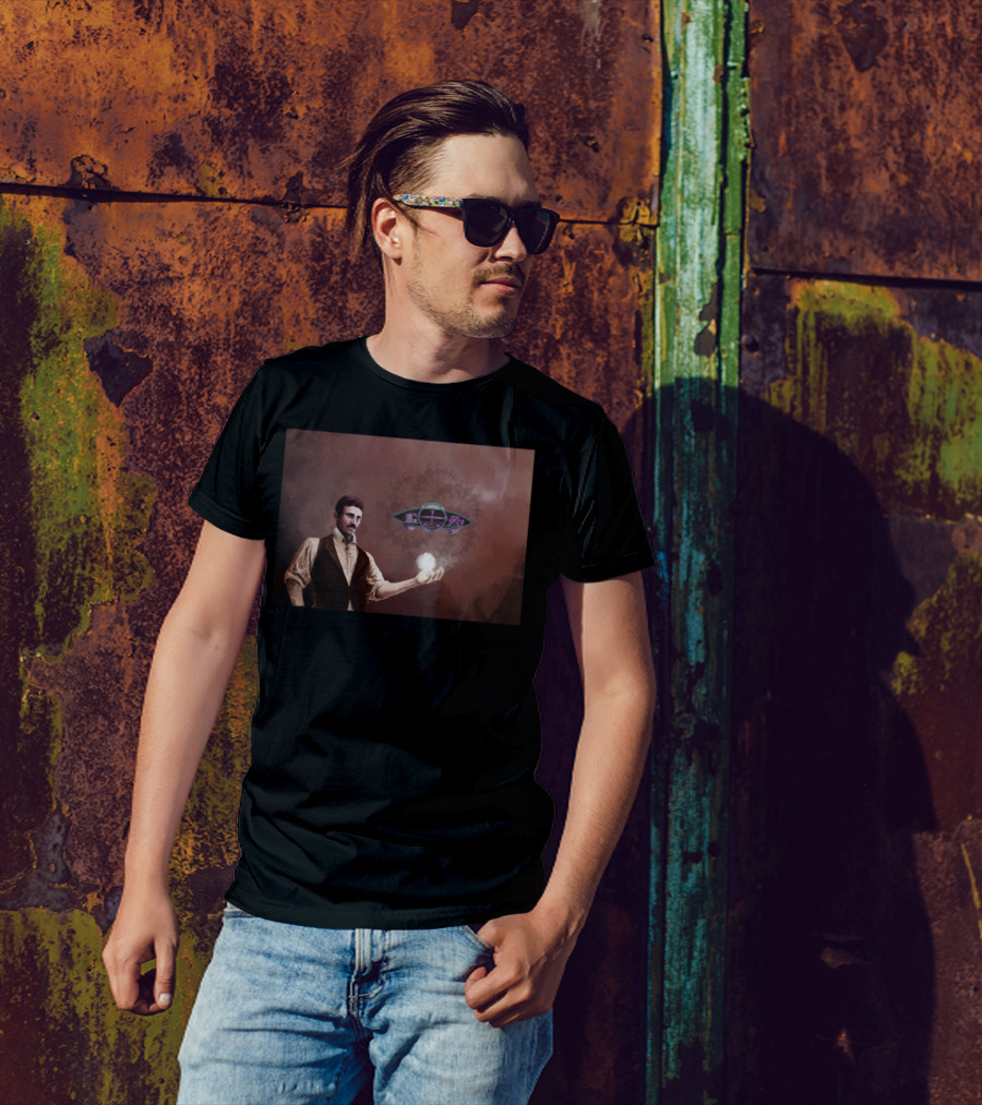Tesla Holding Light With Alien Spaceship In Background T-Shirt