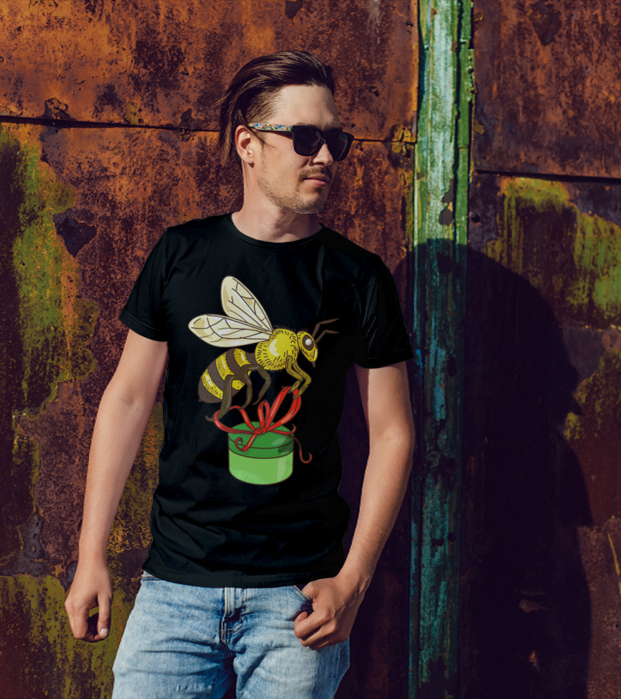 Bee Holding Gift Box Drawing T-Shirt