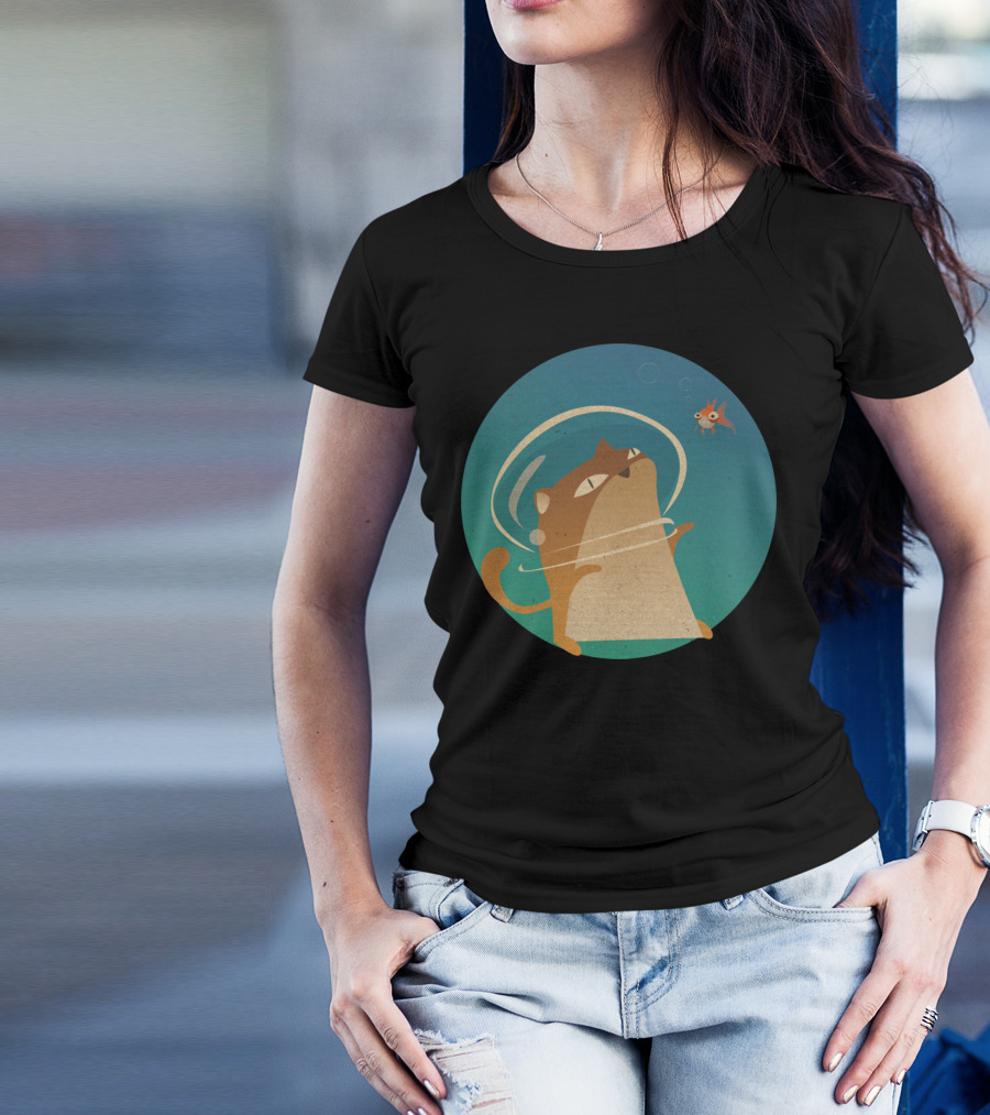 Fish Encounter Underwater Cat Bubbles T-Shirt