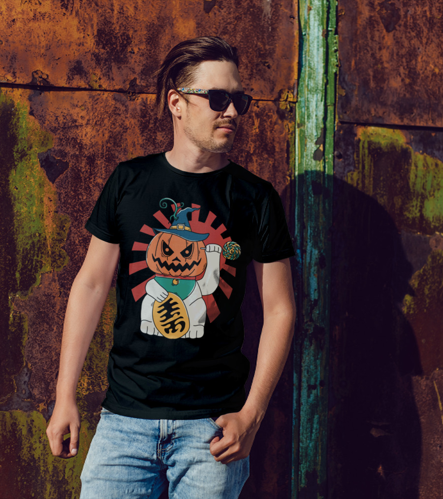 Lucky Japanese Maneki Neko Halloween Pumpkin Wizard Cat T-Shirt