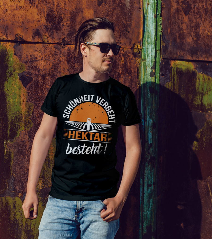 Schönheit Vergeht Hektar Besteht Traktor Landwirtschaft Feld Sonnenuntergang T-Shirt