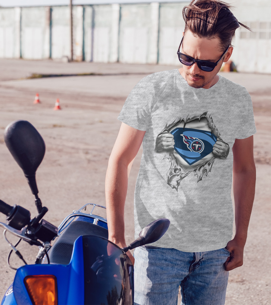 Tennessee Titans Super Logo Ripped Superman T-Shirt