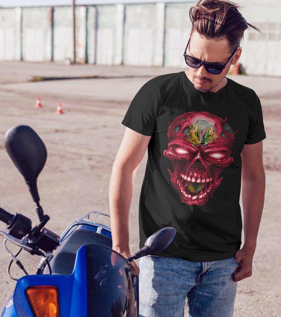 Chicago Blackhawks Skull Red Grunge Horror Style T-Shirt