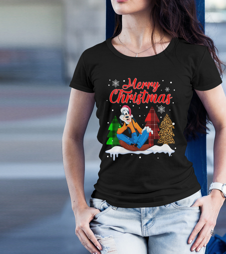 Merry Christmas Goofy With Plaid And Leopard Trees Snowflakes T-Shirt
