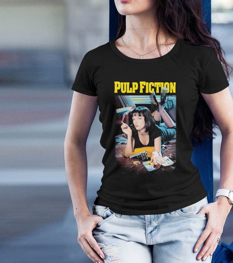Pulp Fiction Mia Wallace Smoking Gun And Magazine T-Shirt