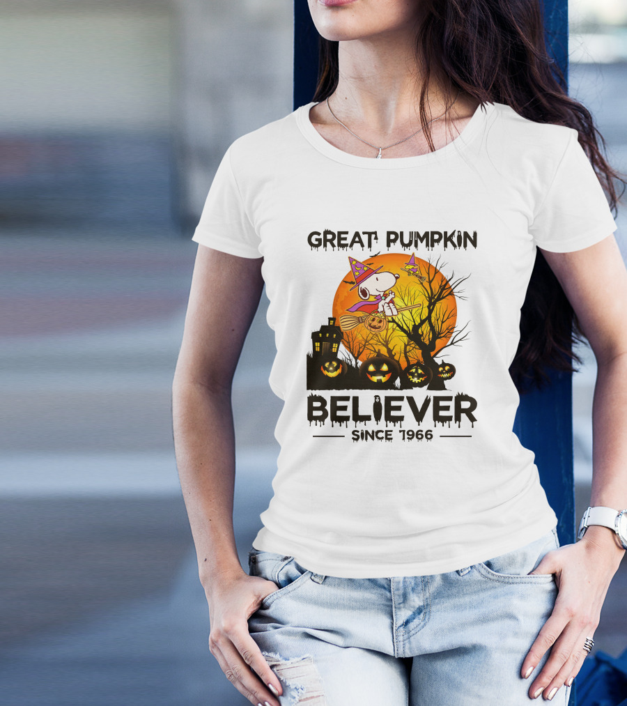 Great Pumpkin Believer Since 1966 Snoopy Halloween Scene T-Shirt