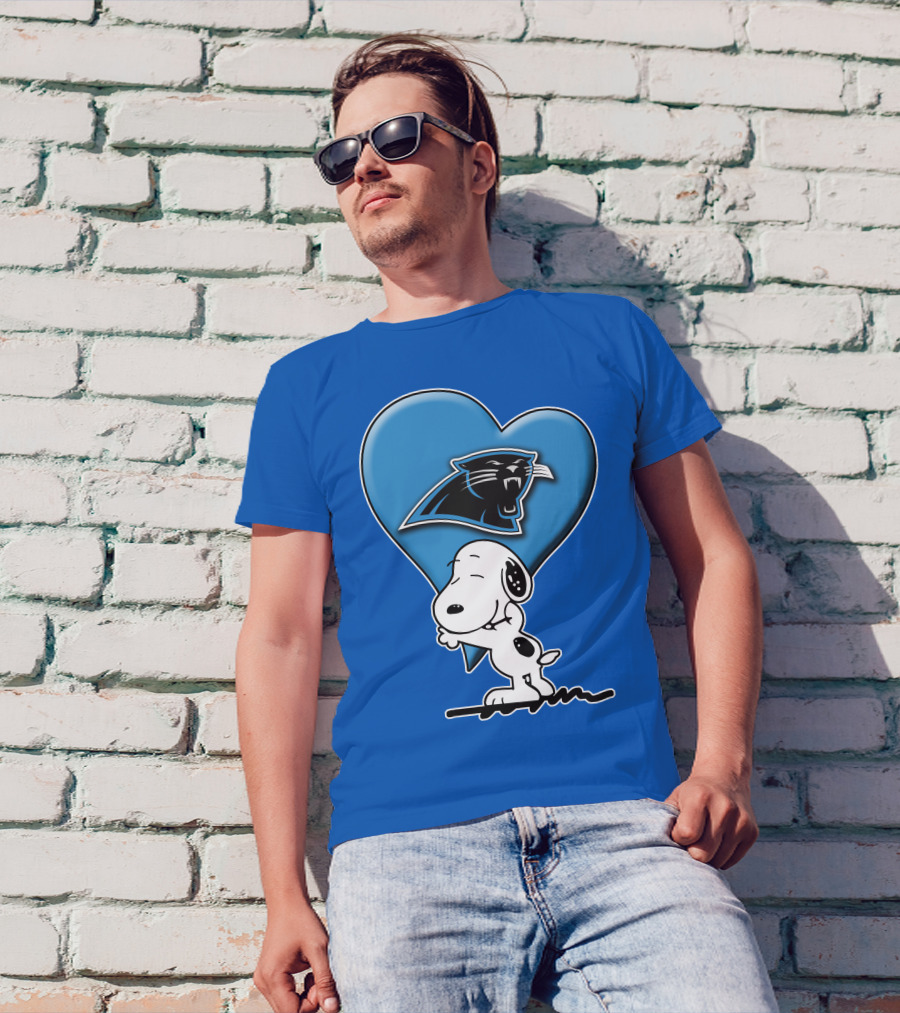 Snoopy Hugging Carolina Panthers Heart With Iconic T-Shirt