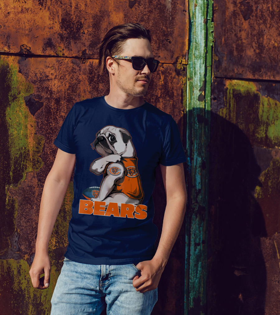 Pug Chicago Bears Football Fan With Team T-Shirt