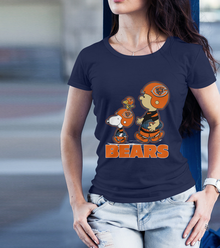 Snpfootball CHICAGO BEARS Characters With Helmets T-Shirt