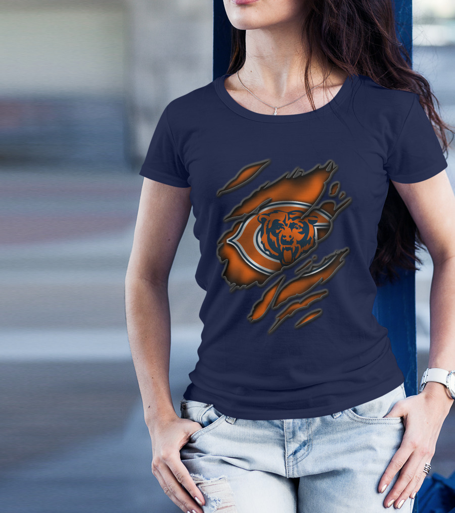 Torn Chicago Bears Logo With Bear Face And Claw Marks T-Shirt