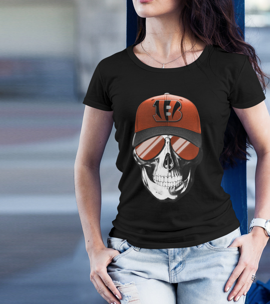 Skull Cincinnati Bengals Hat And Sunglasses T-Shirt