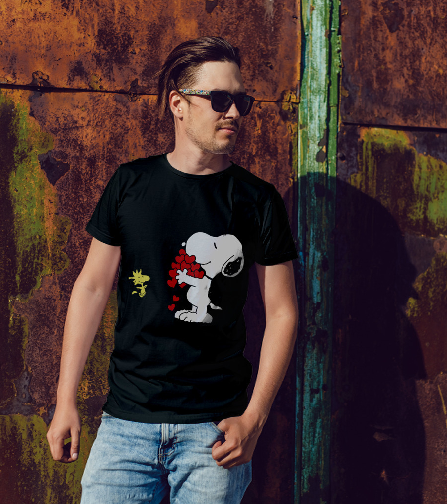 Snoopy Holding Hearts With Woodstock Hugging T-Shirt