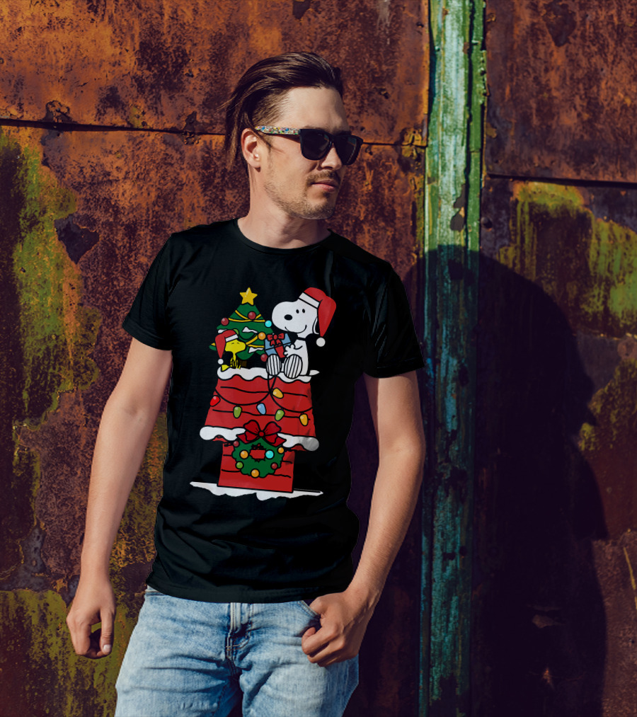 Snoopy And Woodstock Celebrate Christmas On Doghouse With Santa Hats And Tree T-Shirt