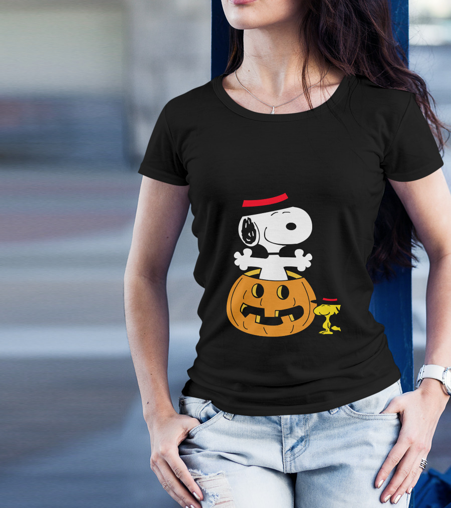 Snoopy Woodstock Halloween Pumpkin Witch Hat T-Shirt