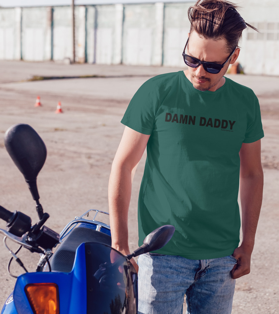 Ritshuu Damn Daddy TheDILFparty.com Merch T-Shirt