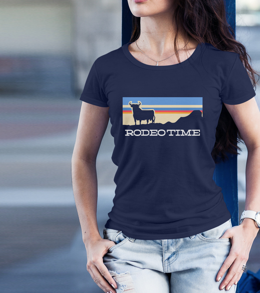 Rodeo Time Sunset Bull Silhouette By Dale Brisby T-Shirt