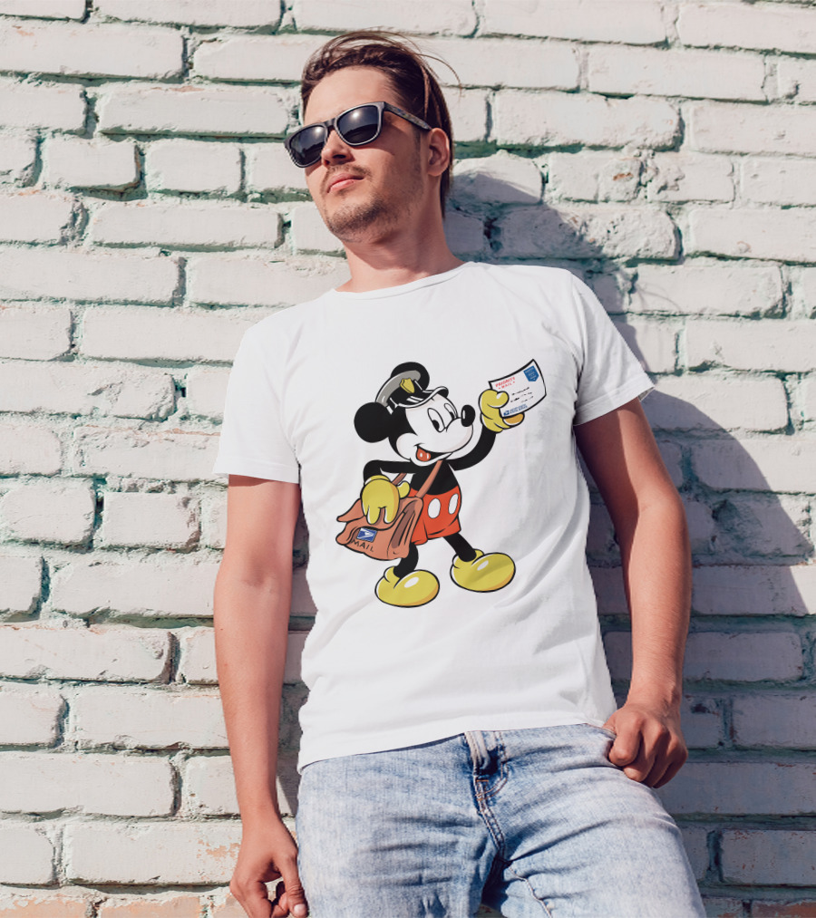 MAIL CARRIER ICONIC ANIMATION CHARACTER POSTAL SERVICE WORKER T-Shirt