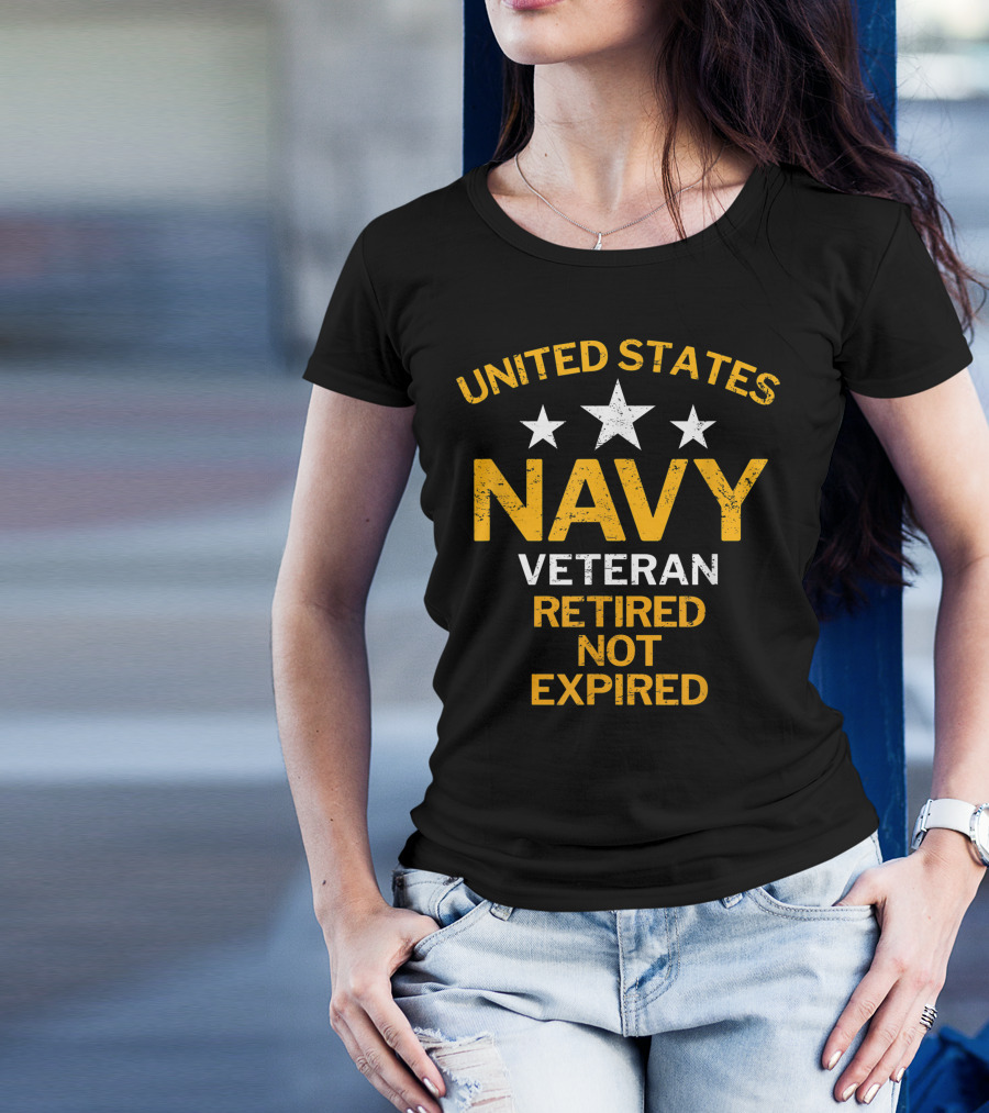 United States Navy Veteran Retired Not Expired Grunge Style With Stars T-Shirt
