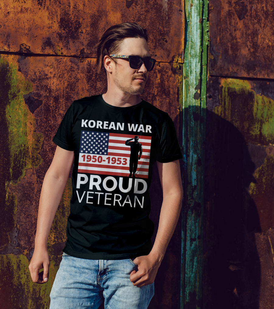 Proud Korean War 1950-1953 Veteran USA Flag Soldier Salute T-Shirt