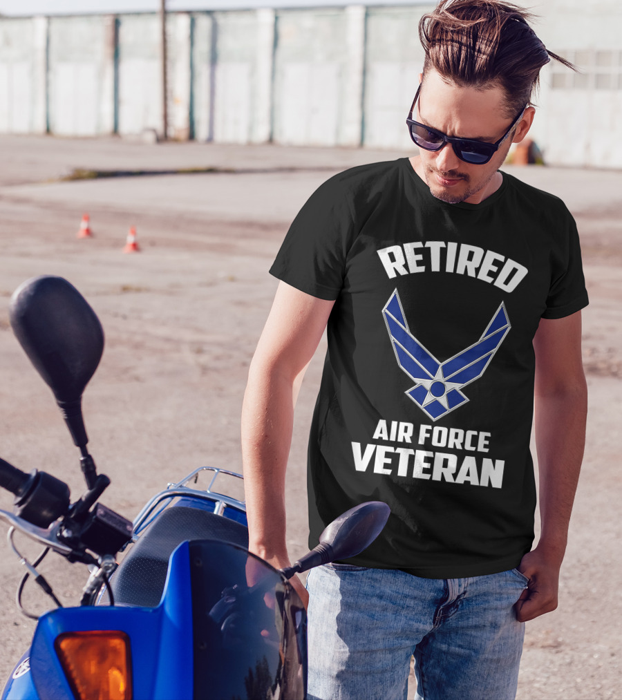 Retired Air Force Veteran USAF Emblem T-Shirt
