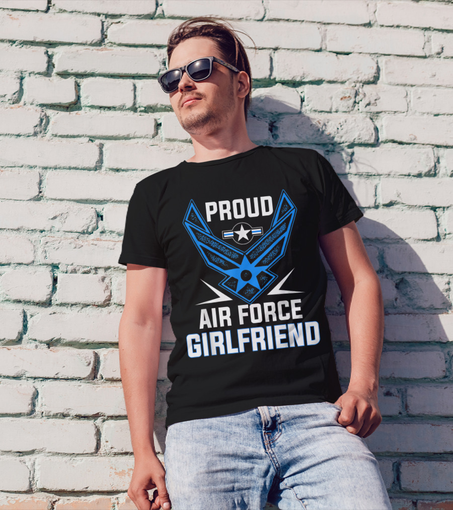 Proud Air Force Girlfriend Veteran Pride With Symbolic Wings And Star T-Shirt