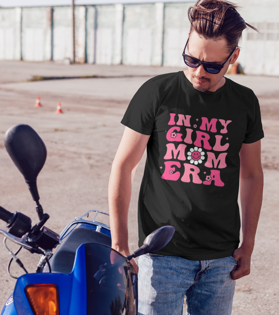 In My Girl Mom Era Pink Retro Flower Power T-Shirt
