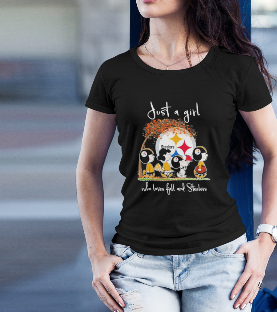 Just A Girl Who Loves Fall And Steelers Peanuts T-Shirt