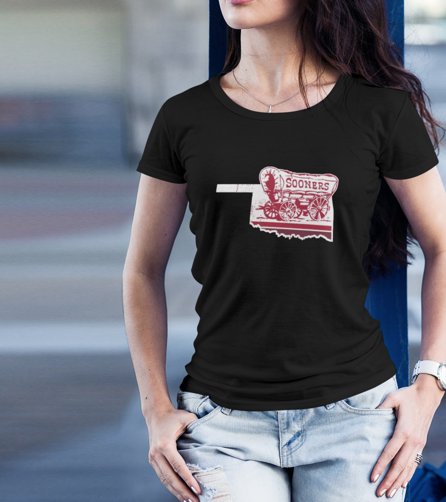 Crimson Oklahoma Sooners Sooner Schooner Wagon Outline Fan T-Shirt