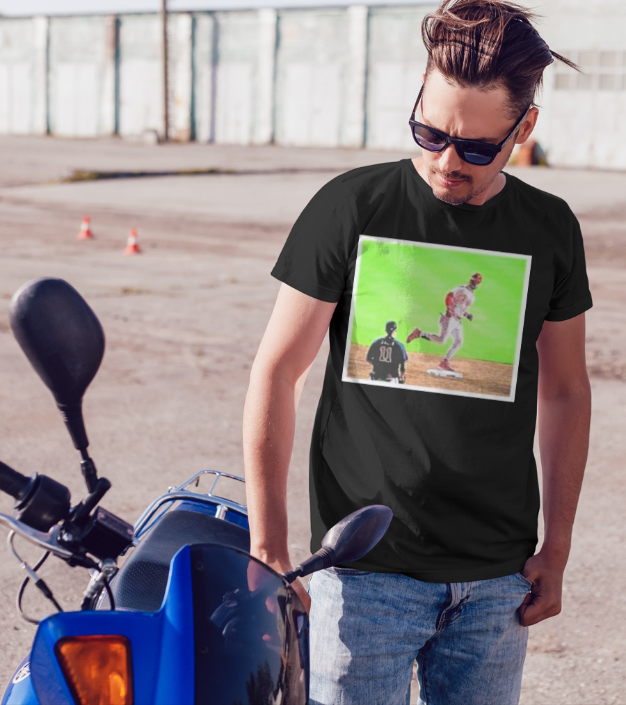 Section 419 Harper Stares Down Arcia Baseball Moment T-Shirt