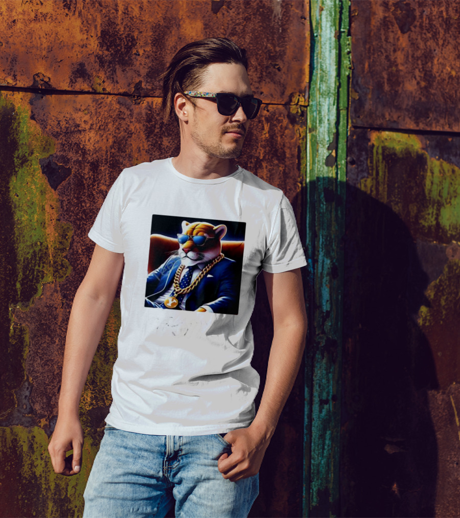 Jaylassoku Cosmo The Cougar In Sunglasses And Gold Chain T-Shirt
