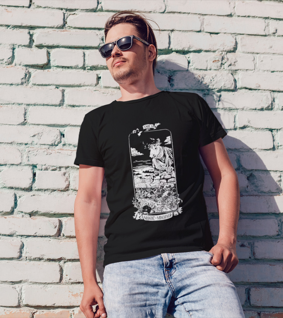 Mantic Minotaur XXIII XI Mythical Beast T-Shirt