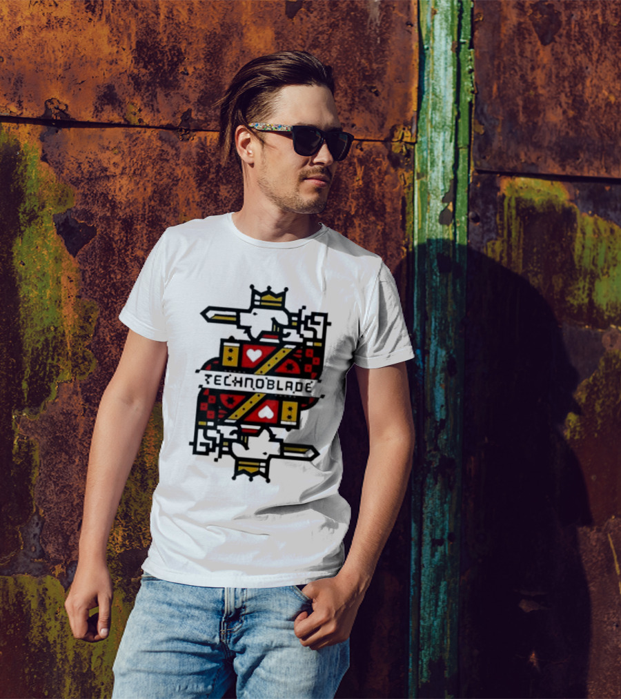 Technoblade Crowned Warrior Card Heart Sword T-Shirt