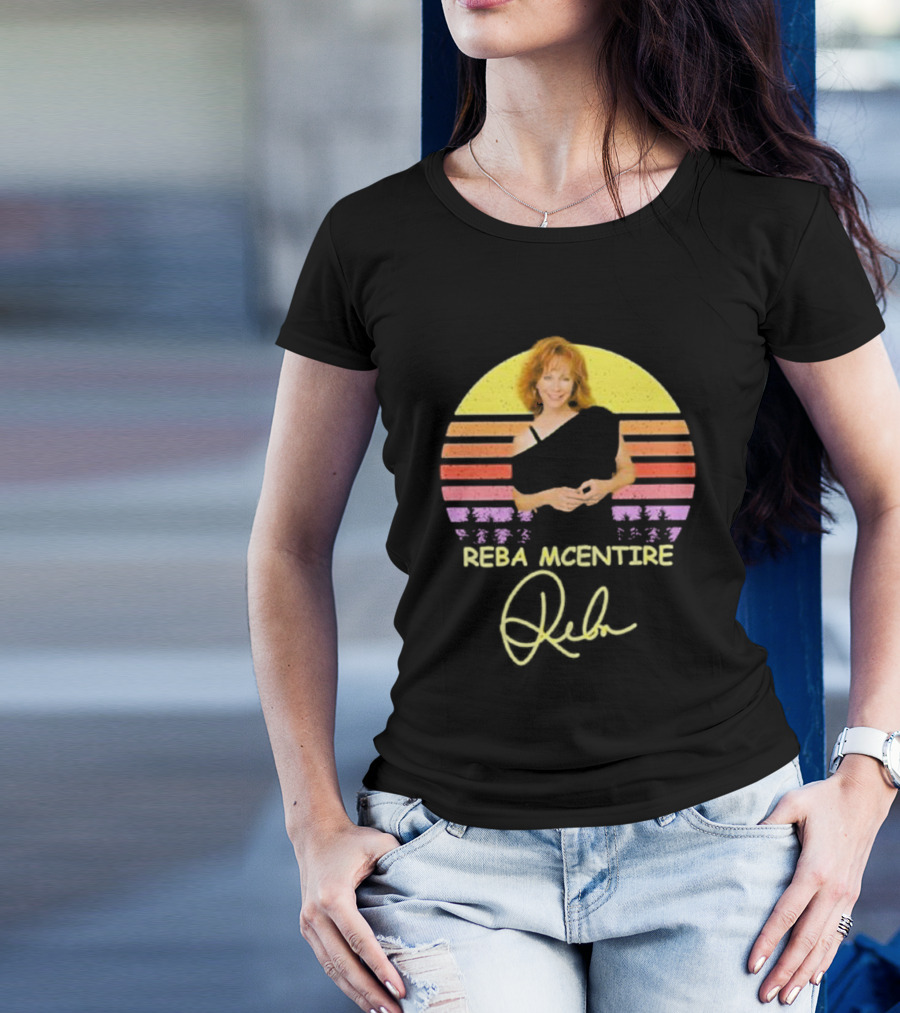 Reba McEntire Vintage Smile Signature Retro Sunset Image T-Shirt