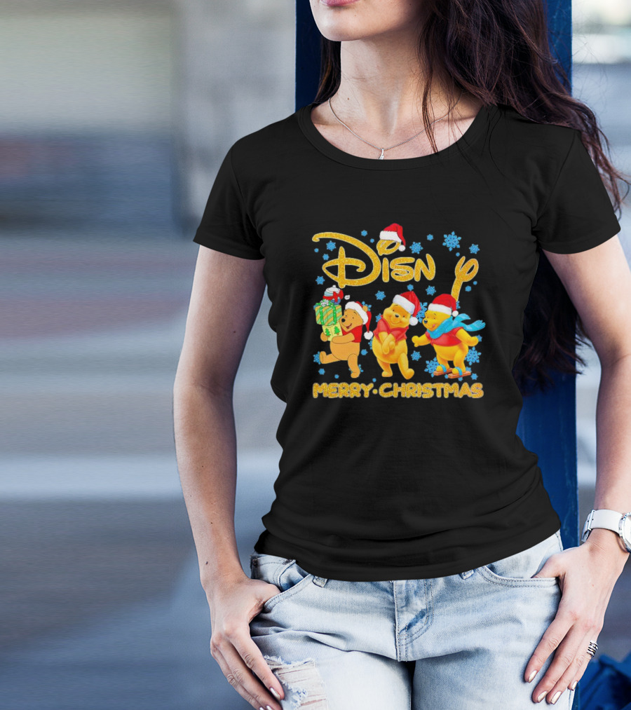 Disney Winnie-the-Pooh Santa Merry Christmas T-Shirt