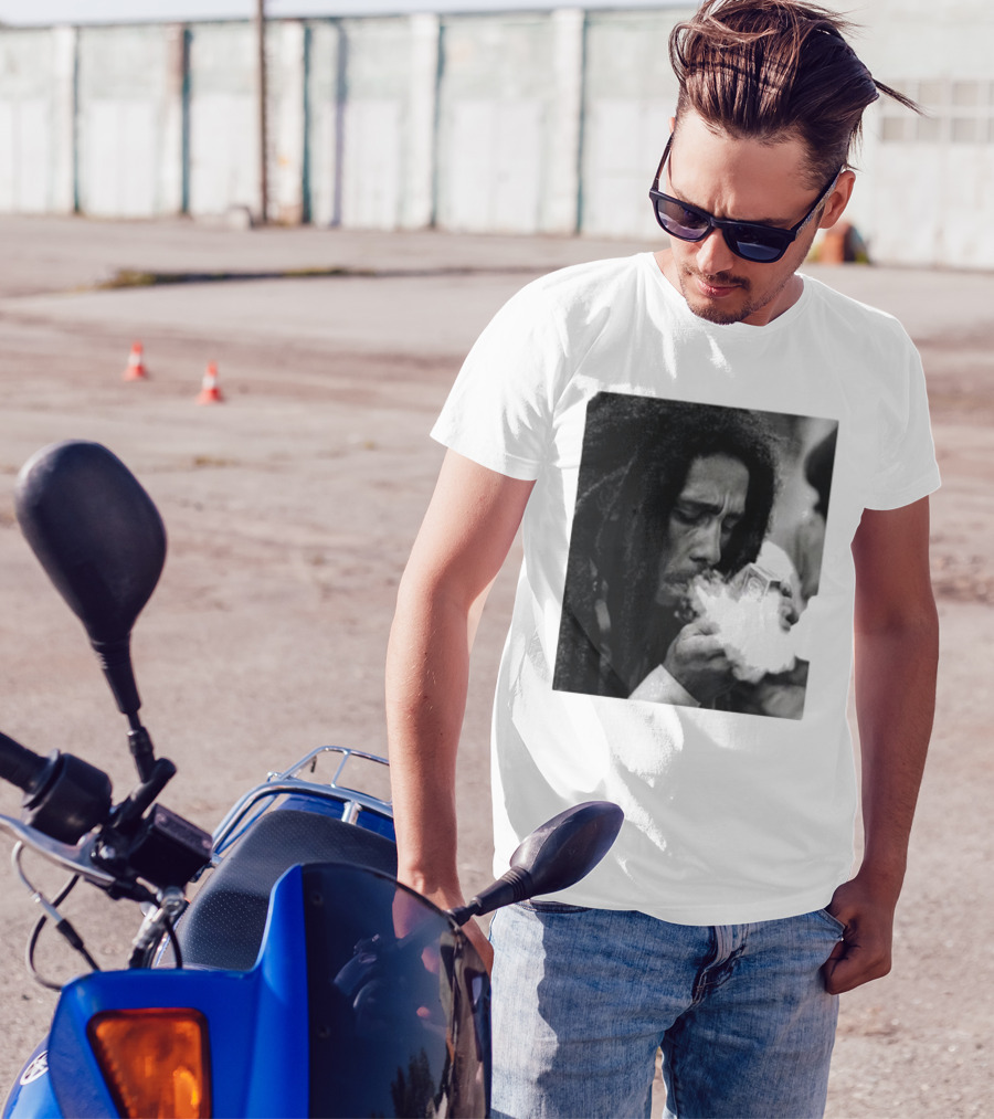 Rui Bob Marley Smoking Image T-Shirt