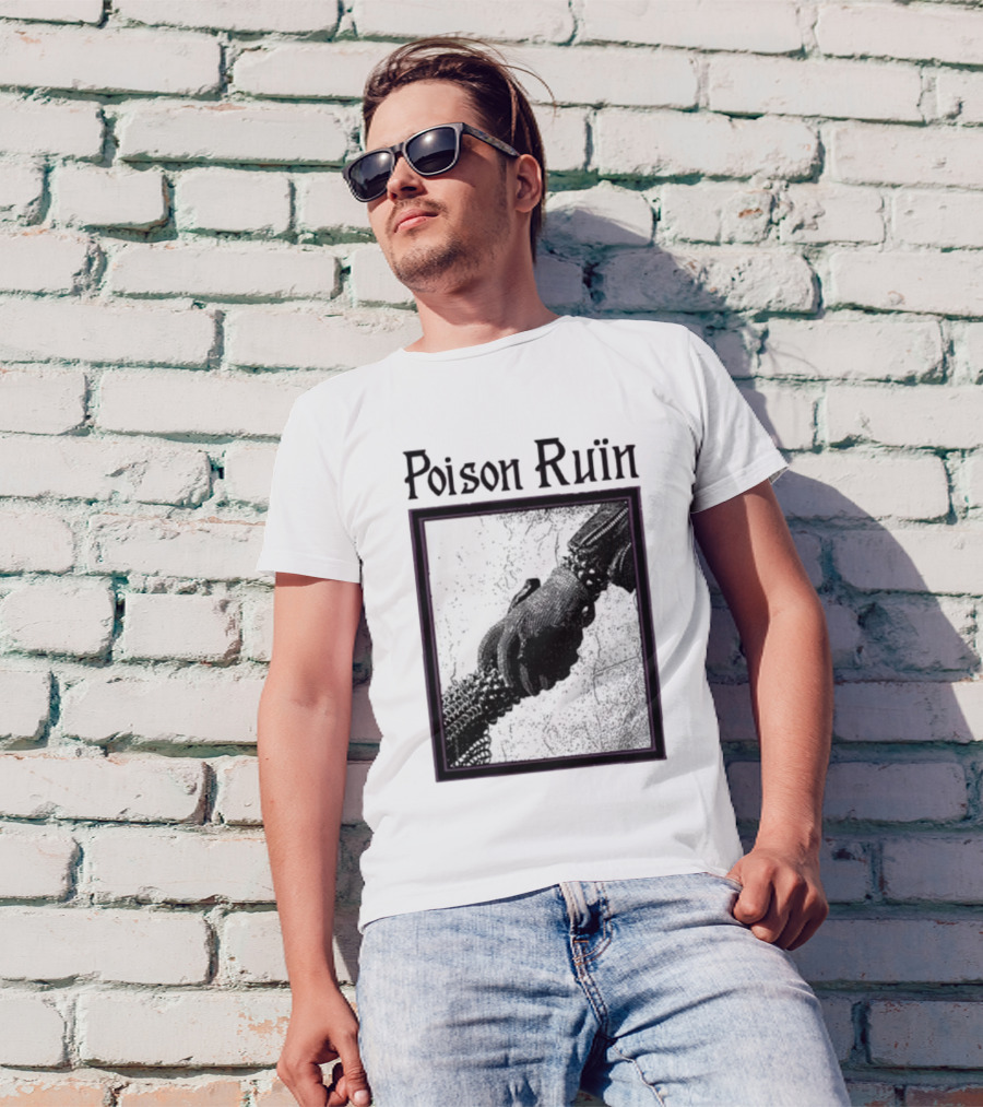 Poison Ruïn Medieval Chainmail Handshake Confrere T-Shirt