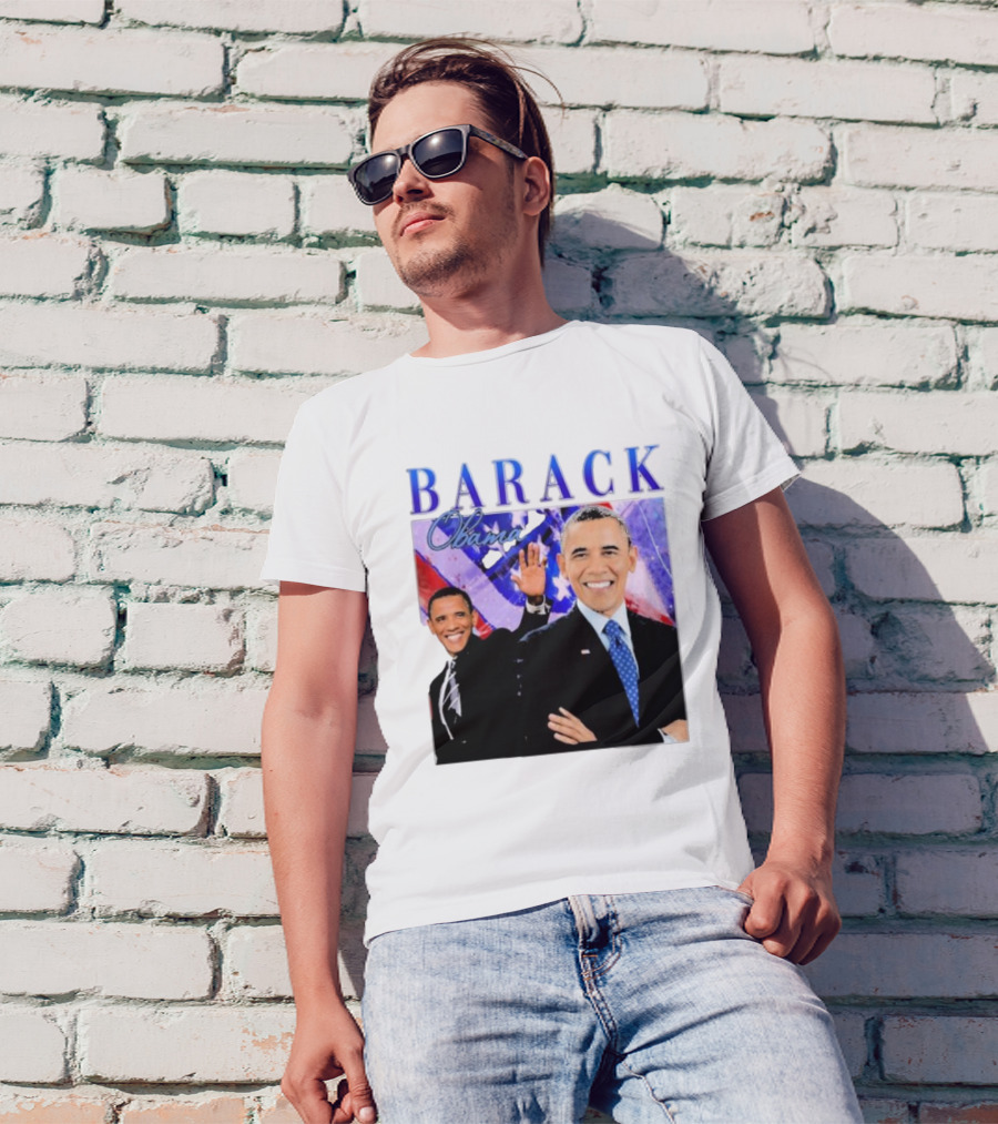 BARACK Obama Smiling Pose With Patriotic Background T-Shirt