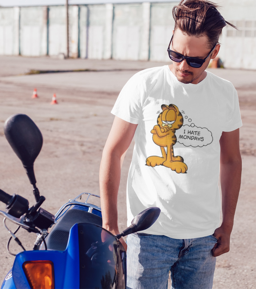Garfield Comic Character Stating I Hate Mondays With Crossed Arms T-Shirt