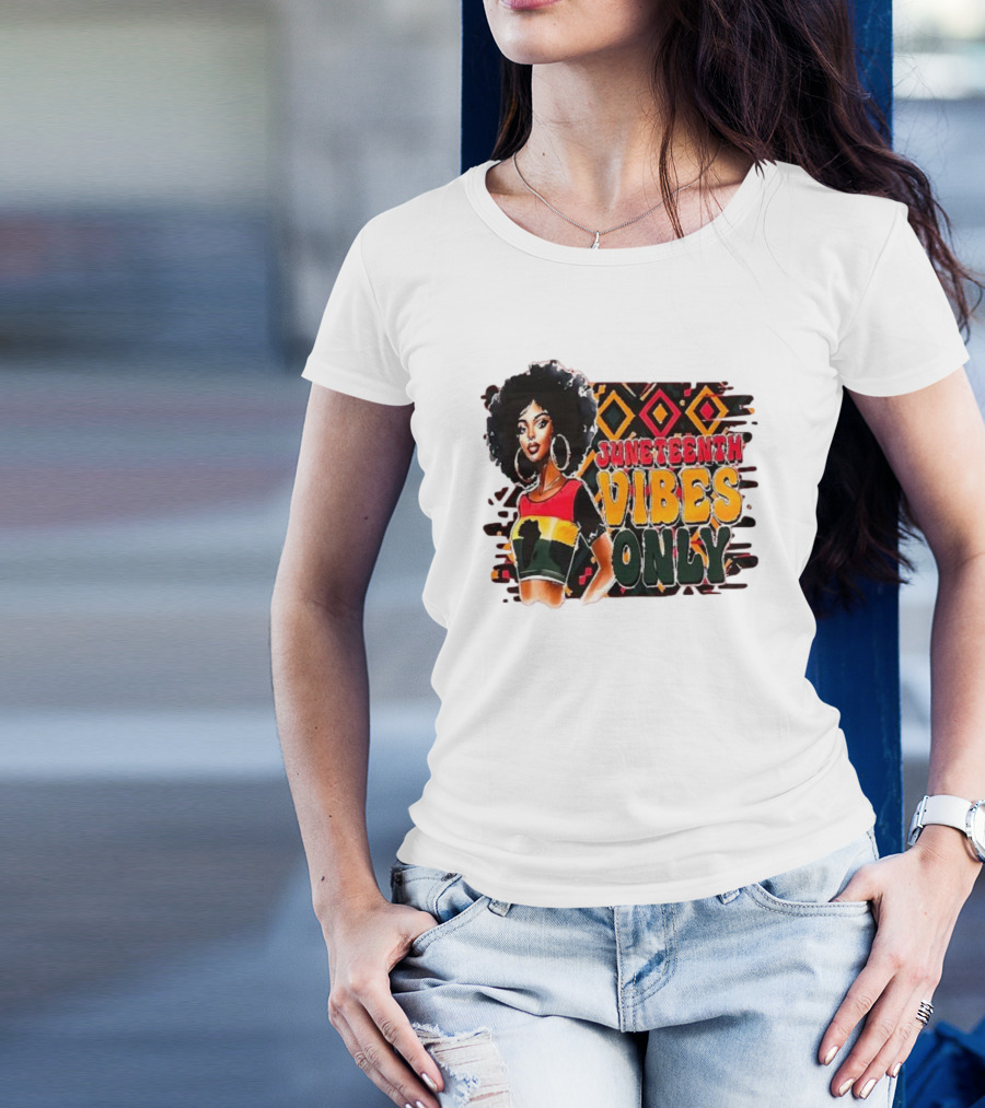 Juneteenth Vibes Only Girl 2024 African American Pride Afro T-Shirt