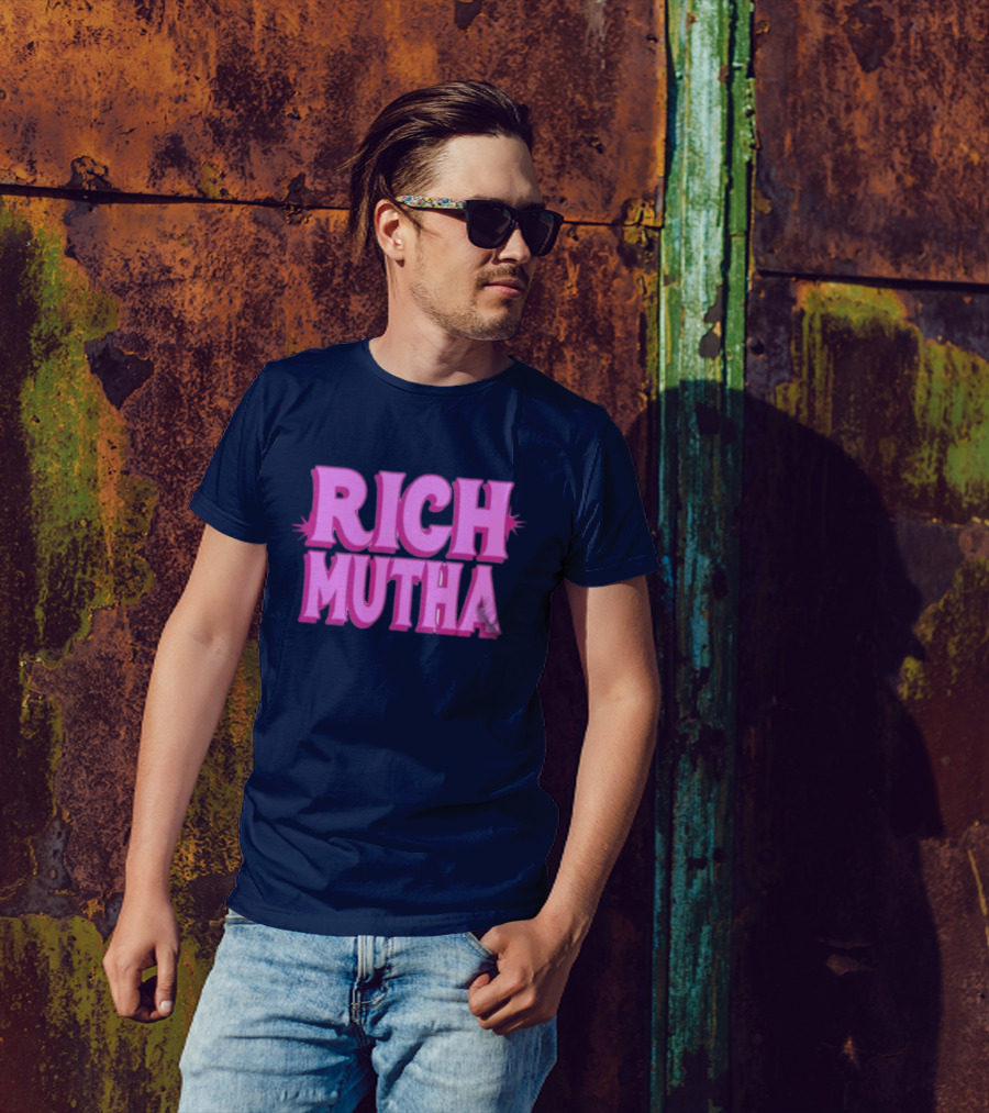 Monaleo Rich Mutha Pink T-Shirt