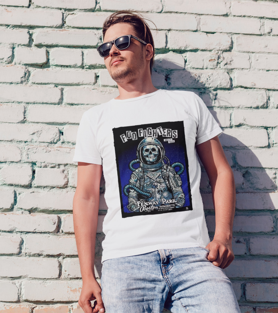 Foo Fighters July 21 2024 Fenway Park Boston Massachusetts Astronaut Skull T-Shirt