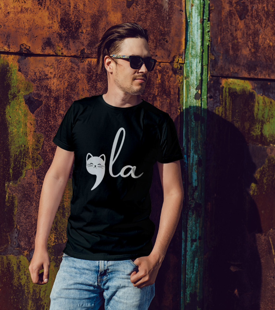 Cat Face La Women’s Childless Cat Lady T-Shirt