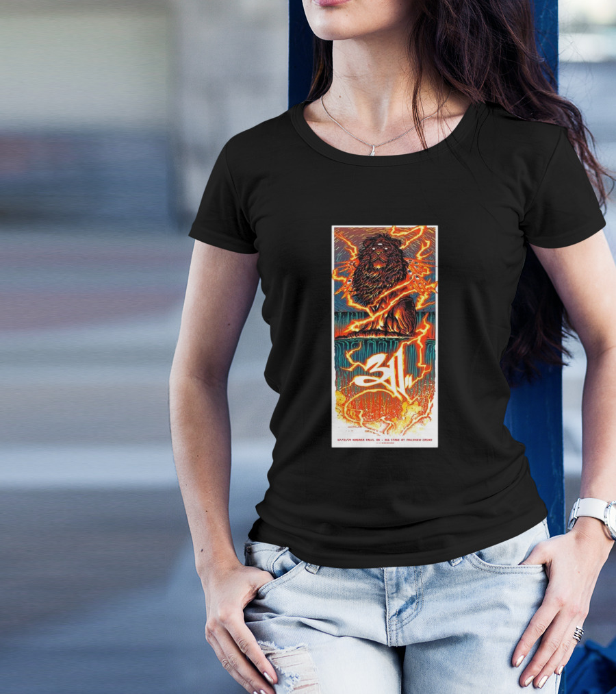 311 Band Niagara Falls ON Canada OLG Stage At Fallsview Casino July 31 2024 Lion T-Shirt