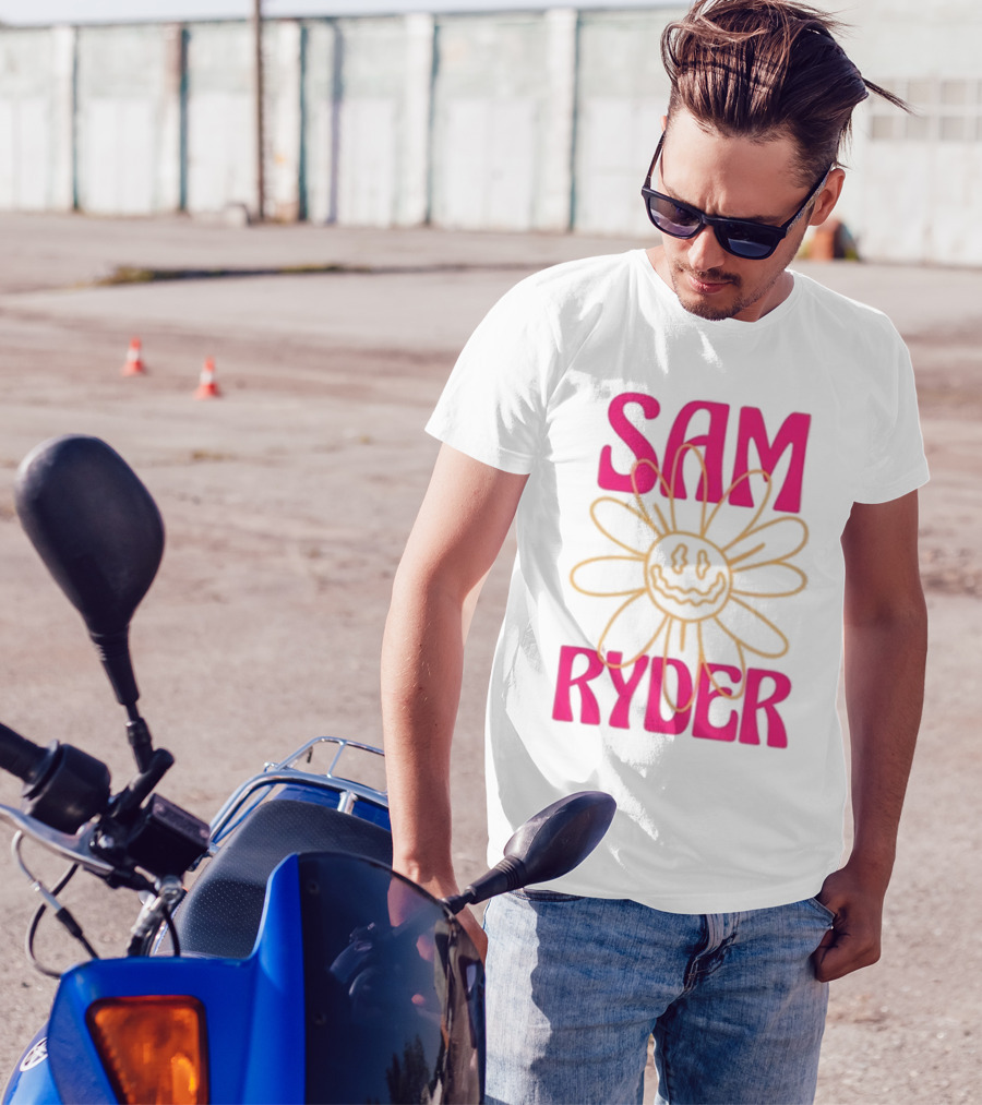 SAM RYDER Daisy Smiley Flower Pink Yellow T-Shirt