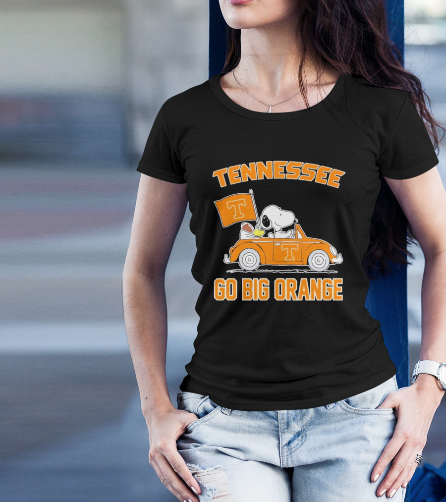 Tennessee Volunteers Snoopy Woodstock Car Go Big Orange T-Shirt